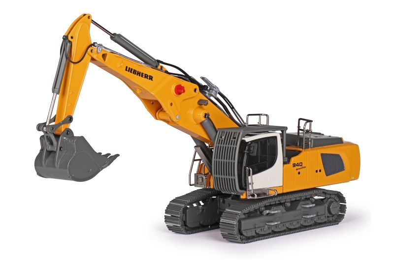 LIEBHERR R 940 Demolition excavator with equipment, bucket equipment and deposit system