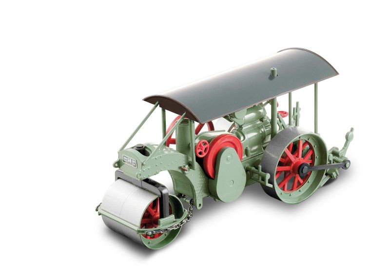 HAMM Three-wheeled roller year of construction 1911